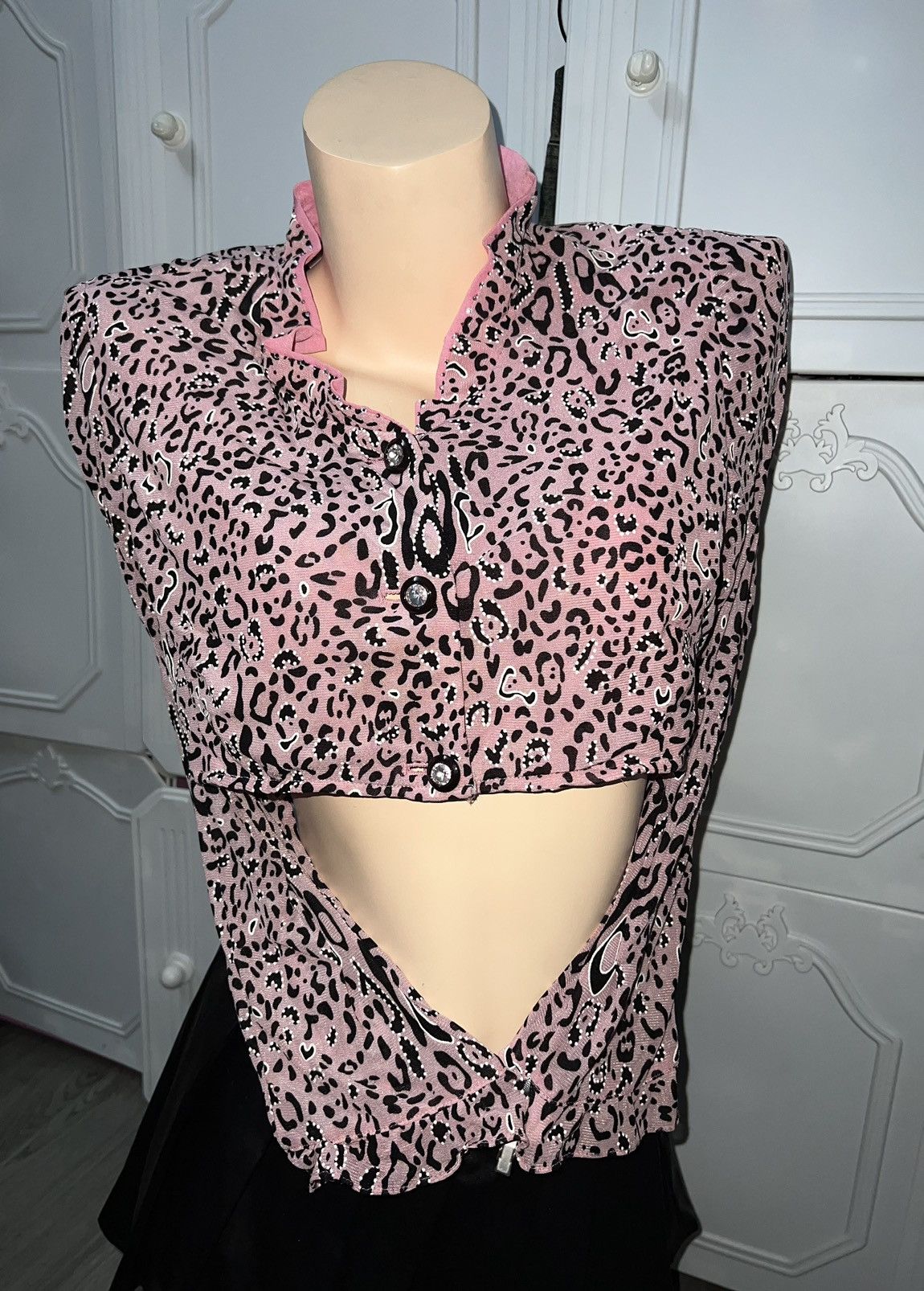 Dolce & Gabbana BeliSian cropped leopard top 💖🐆 Size ONE SIZE - 3 Thumbnail