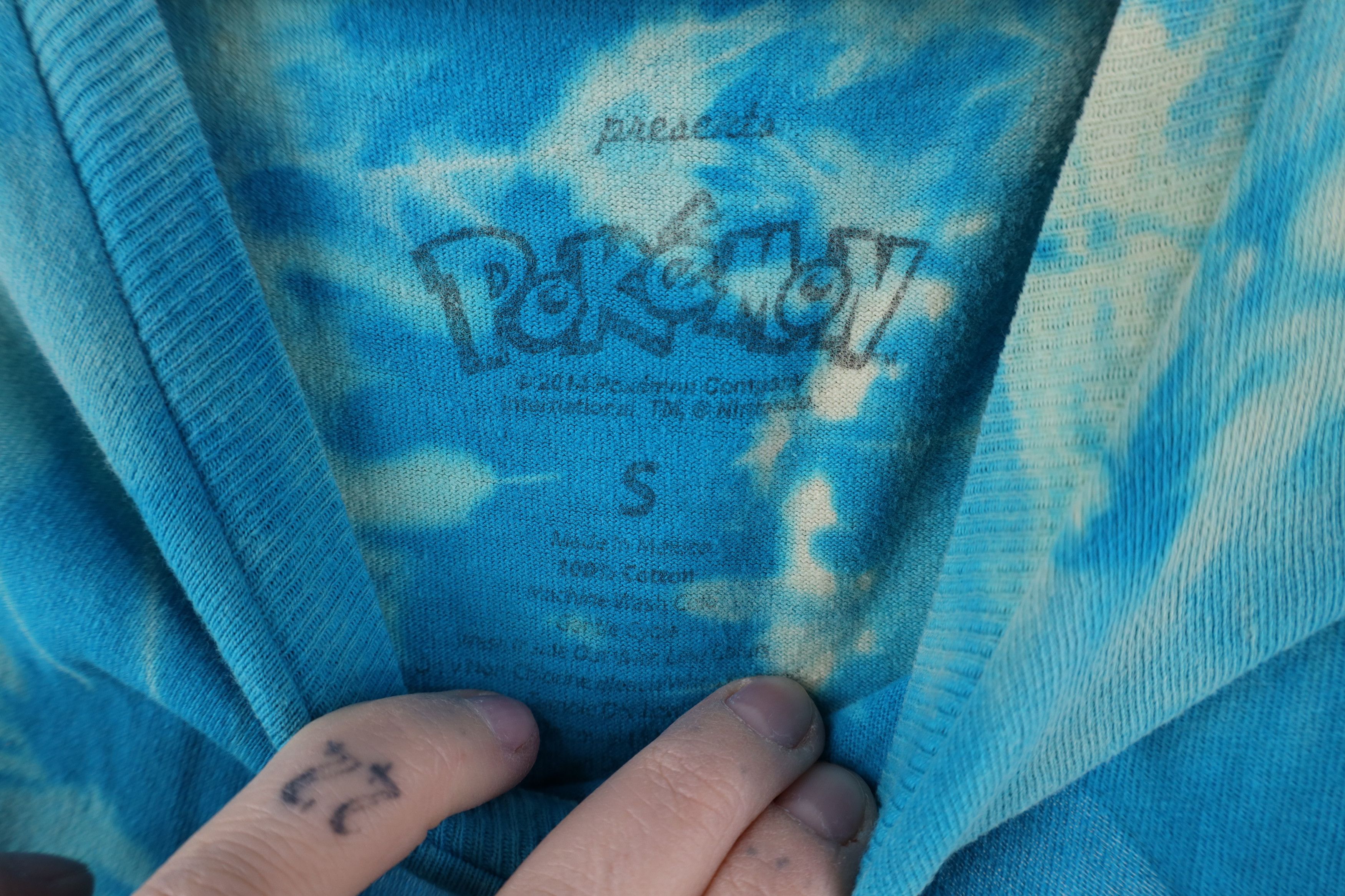 Vintage Vintage Y2K Wash Pokemon Pikachu Squirtle Charmander T-Shirt Size S / US 4 / IT 40 - 9 Thumbnail