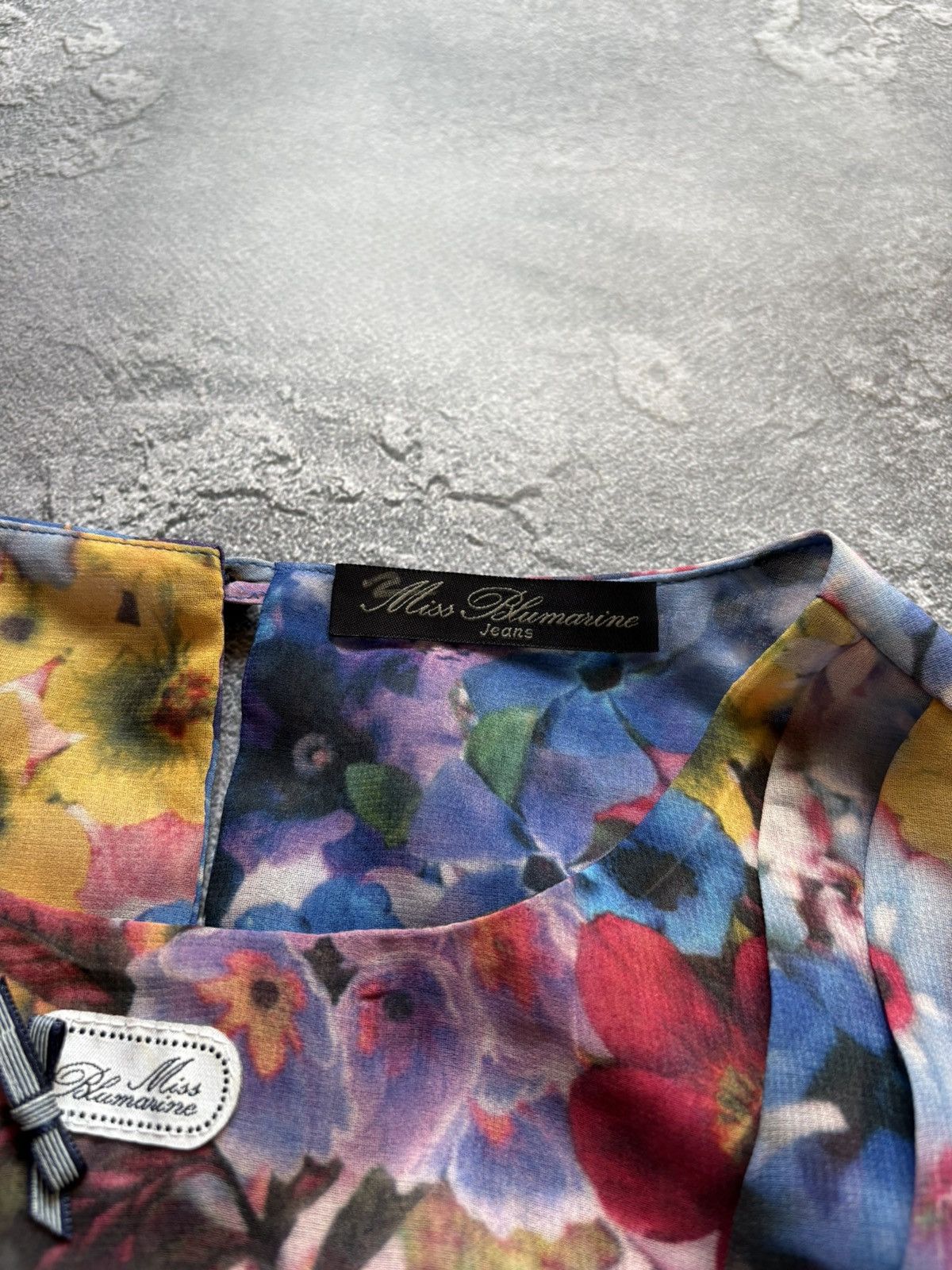 Blumarine Miss Blumarine Jeans Flowers Printed Luxury Woman’s Blouse Size L / US 10 / IT 46 - 6 Thumbnail