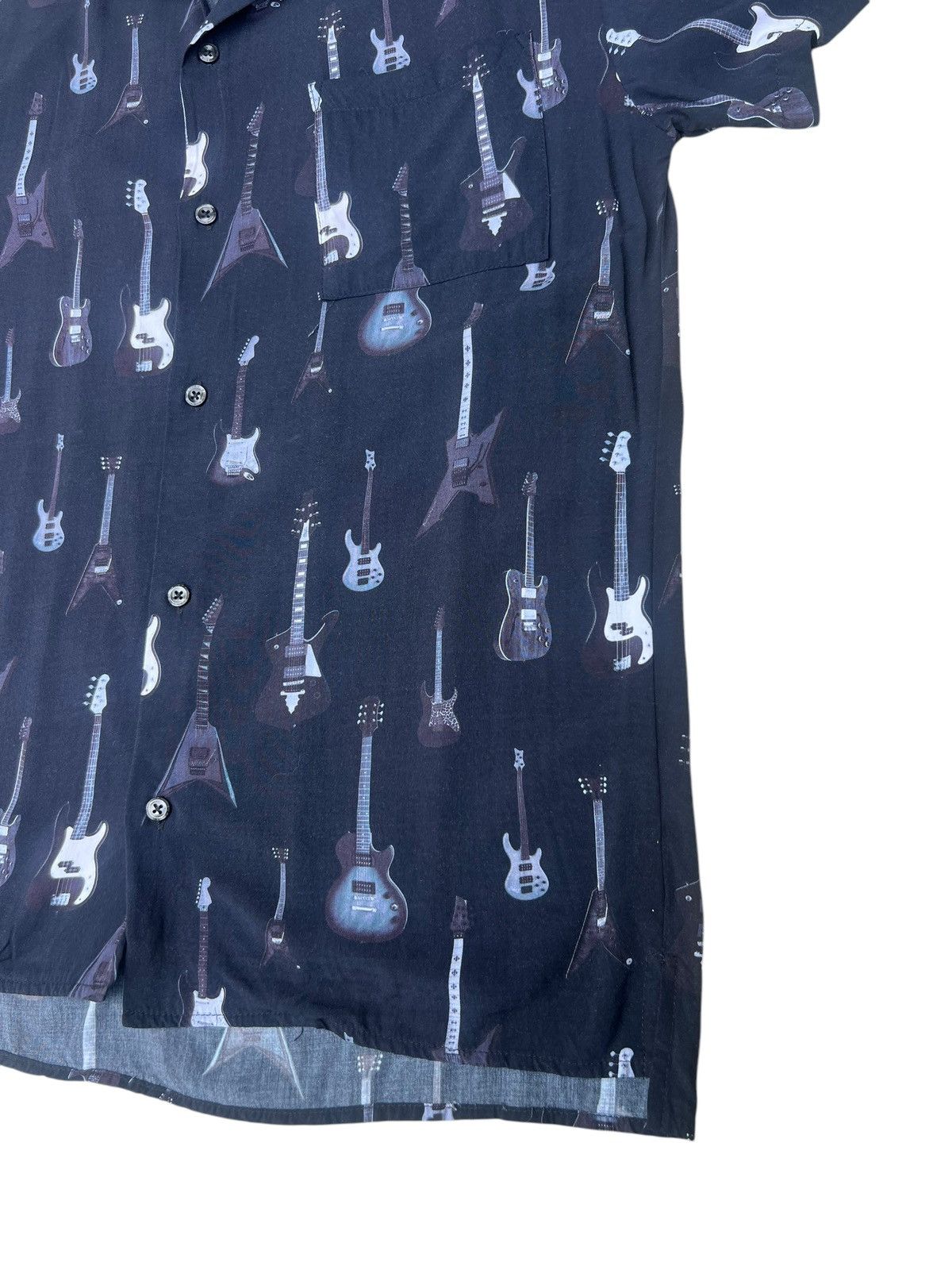 Vanquish Black Vanquish Guitars Collection 100% Rayon Hawaiian Shirt Size US M / EU 48-50 / 2 - 9 Thumbnail