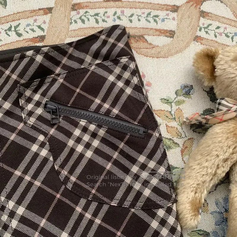 Burberry Burberry Brown Wool Midi Skirt. Size 23" - 3 Thumbnail
