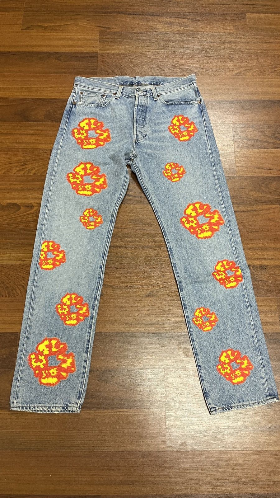DENIM TEARS Denim Tears Offset Light Wash Jean 32 x 32 Size US 32 / EU 48 - 1 Thumbnail