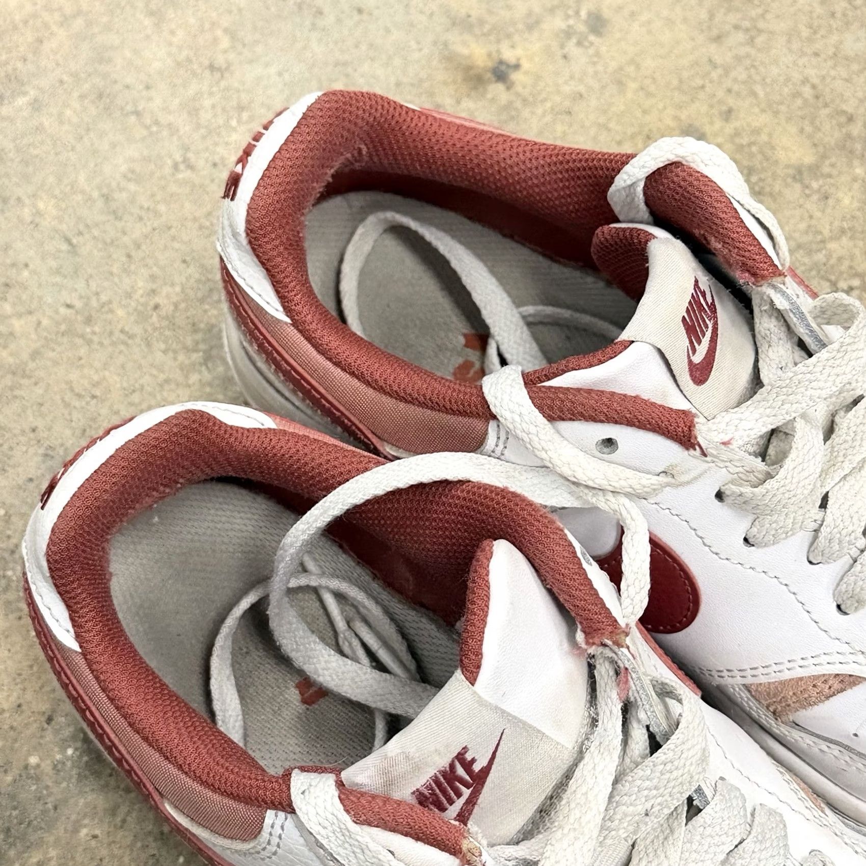 Nike Nike Womens Low Top Athletic Sneakers White Red Size 8 US Sneakers Womens Low Top Nike White Red 8 US Sports Retro 2023 Size M / US 6-8 / IT 42-44 - 4 Thumbnail