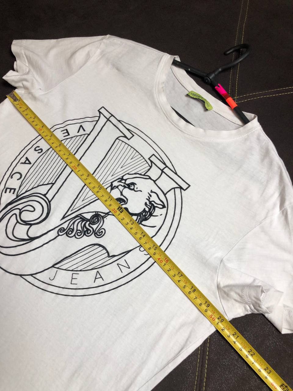 Versace Vèrsace White T-Shirt Logo Size M , Used Size US M / EU 48-50 / 2 - 5 Thumbnail