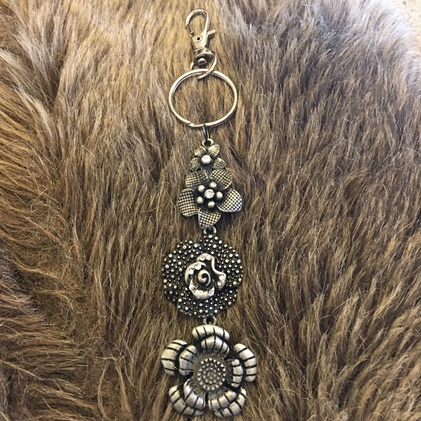 Handmade Vintage repurpose salvaged estate gem keychain Size ONE SIZE - 5 Thumbnail