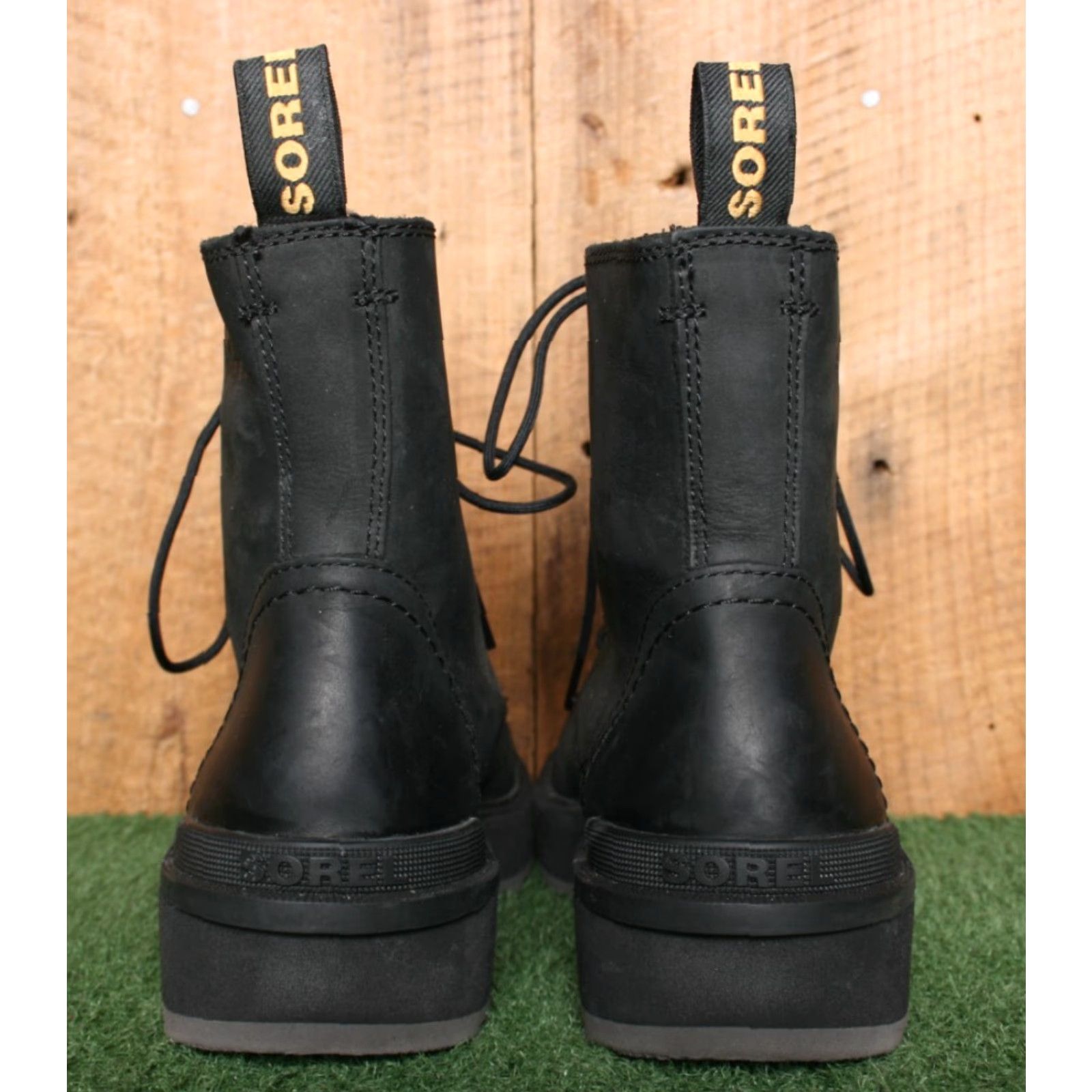 SOREL VINTAGE SOREL 'Hi-Line' Black Nubuck Lightweight Lace Up Utility Boots Women's Sz. 7.5 Size US 6 / IT 36 - 4 Thumbnail