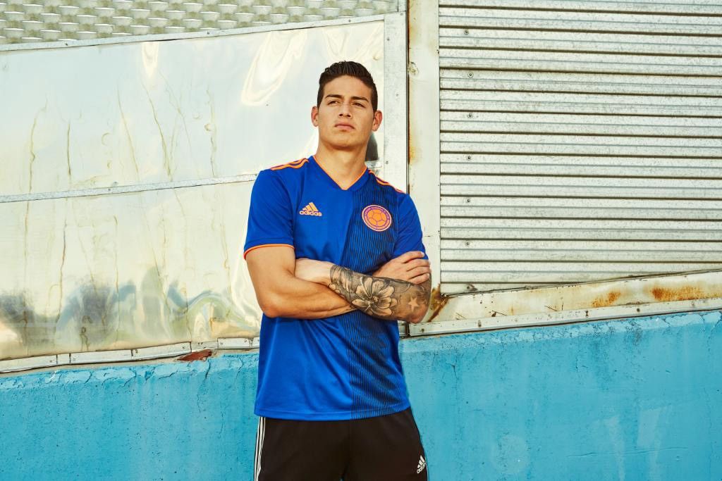 Adidas Colombia 2018-2019 Away Soccer Jersey Football Kit Shirt Size US S / EU 44-46 / 1 - 2 Thumbnail