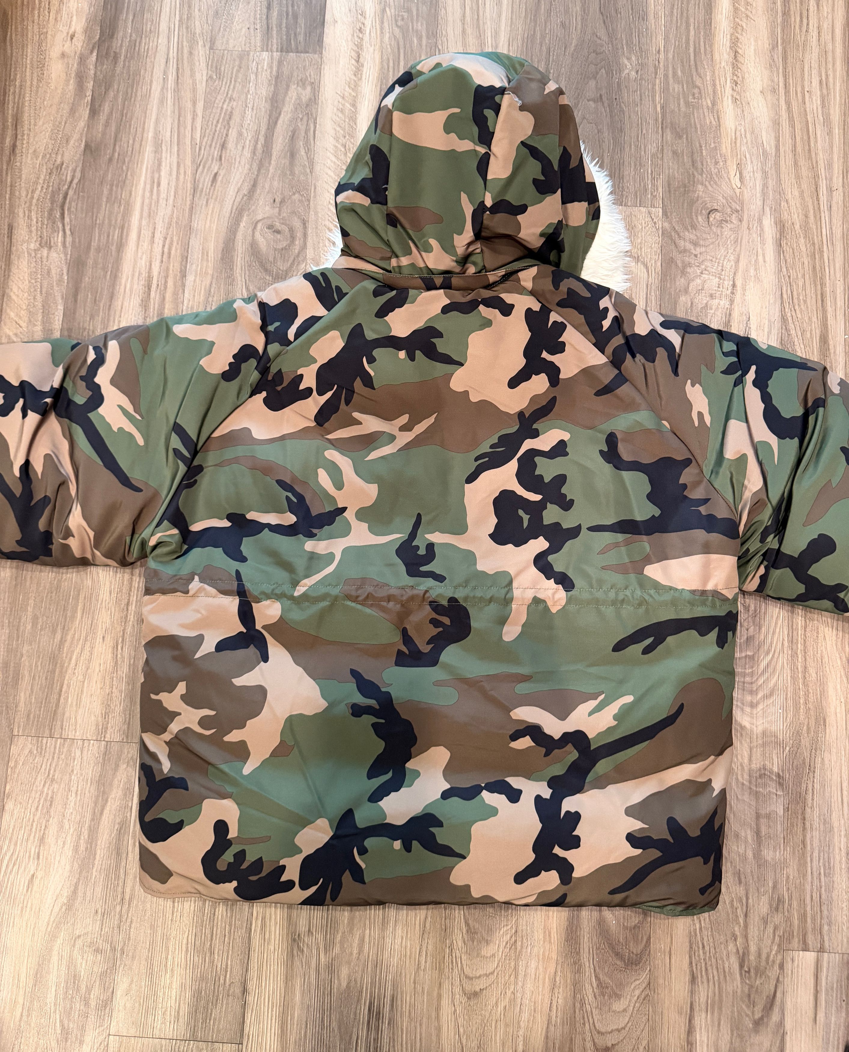 Kanye West Yeezy PK-01 Green Camo Fur Hood Parka Size 1 Size US M / EU 48-50 / 2 - 7 Thumbnail