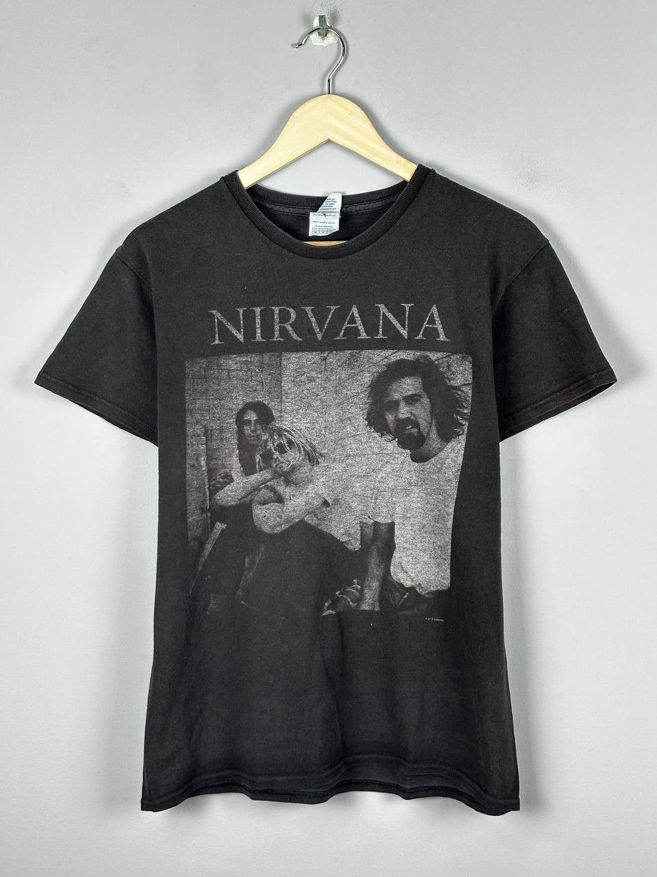 Band Tees Vintage Kurt Cobain Nirvana T Shirt Faded Size US M / EU 48-50 / 2 - 1 Thumbnail