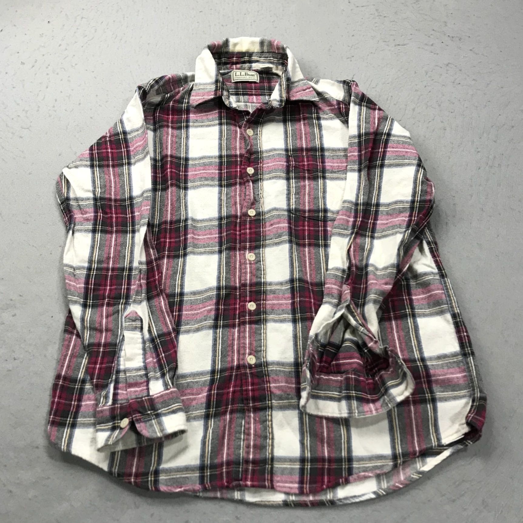 Vintage VINTAGE L.L. Bean Shirt Mens M Red Plaid Flannel Cotton Made USA 90s Shirt Mens M Red Plaid Flannel Cotton Made USA 90s Size US M / EU 48-50 / 2 - 2 Thumbnail