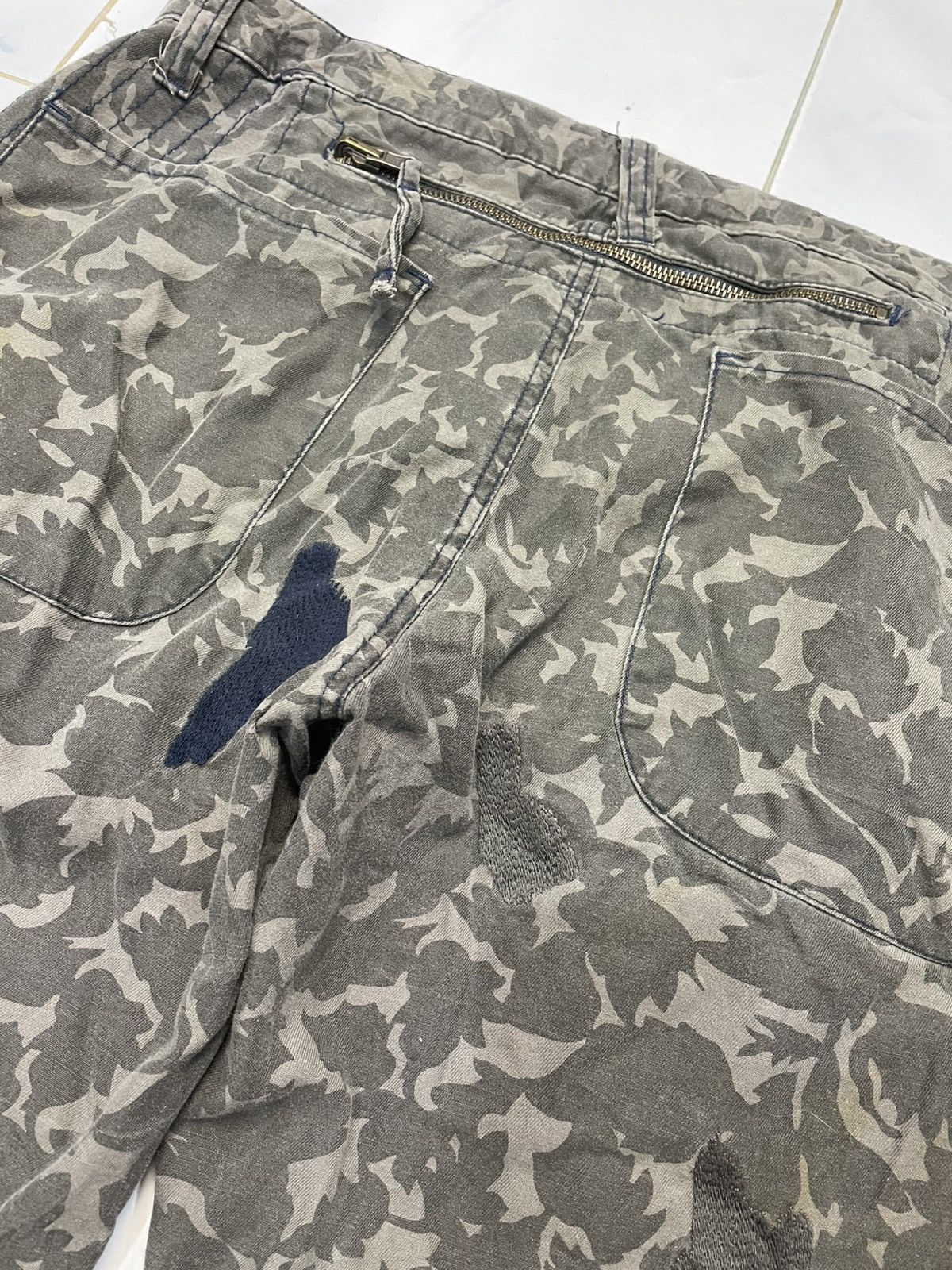 Japanese Brand Japanese Brand Camo Monkey Pants Size US 34 / EU 50 - 3 Thumbnail