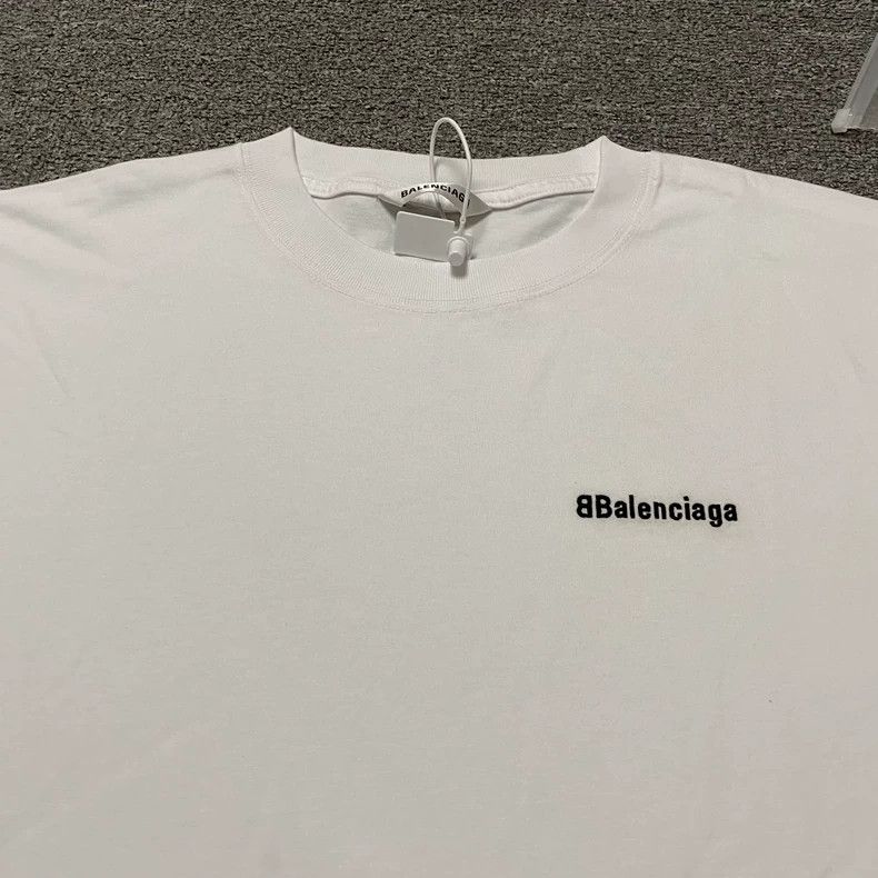 Balenciaga Balenciaga Small Logo Short Sleeve Size US M / EU 48-50 / 2 - 4 Thumbnail