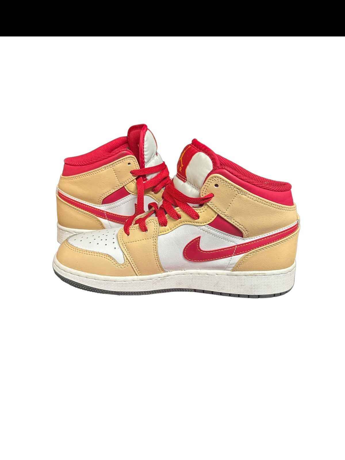 Air Jordan 1 Mid White Onyx Light Curry Beige Red 5m