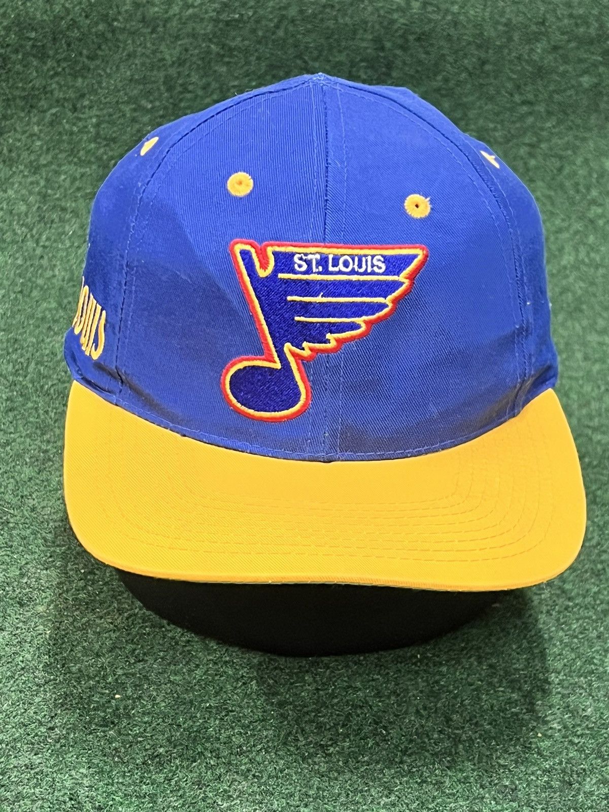 NHL Vintage 90s St Louis Blues Snapback Hat Size ONE SIZE - 1 Thumbnail