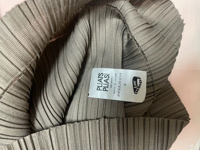 Other Issey Miyake/三宅一生 size:3 Grey pleated coat Size M / US 6-8 / IT 42-44 - 5 Thumbnail