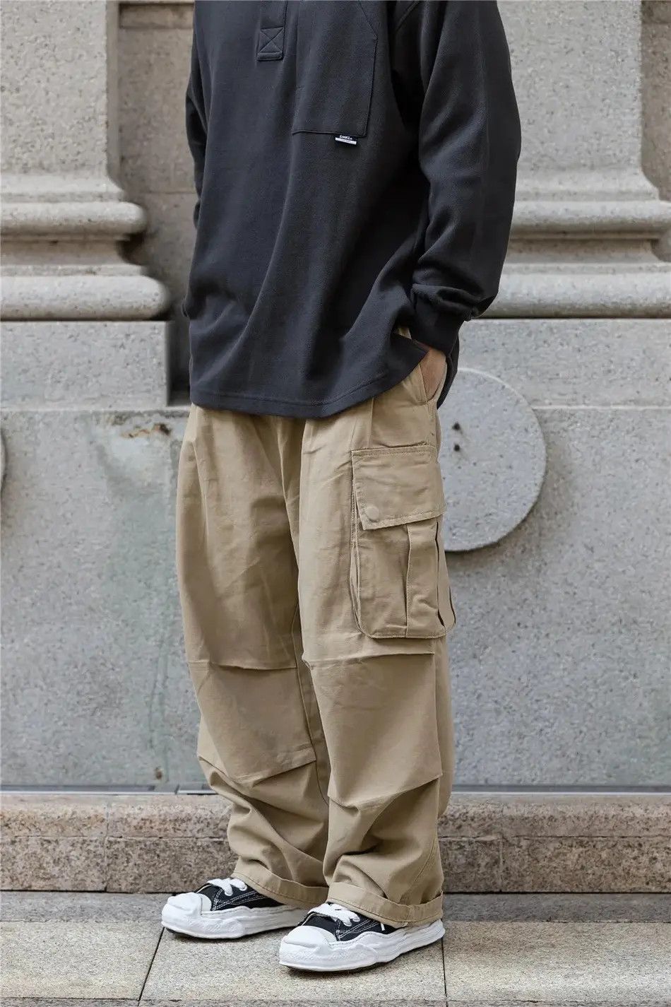 Japanese Brand × Vintage Japanese Style Beige Baggy Cargo Pants Size US 34 / EU 50 - 1 Thumbnail