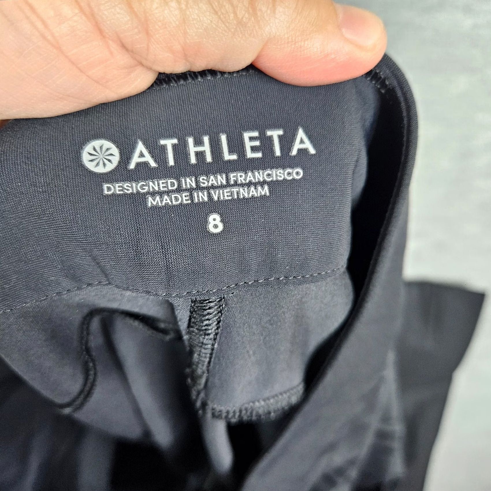 Athleta Athleta Women's Side Pocket Ankle Zipper Pant In Black Size 8 Size 30" / US 8 / IT 44 - 5 Thumbnail