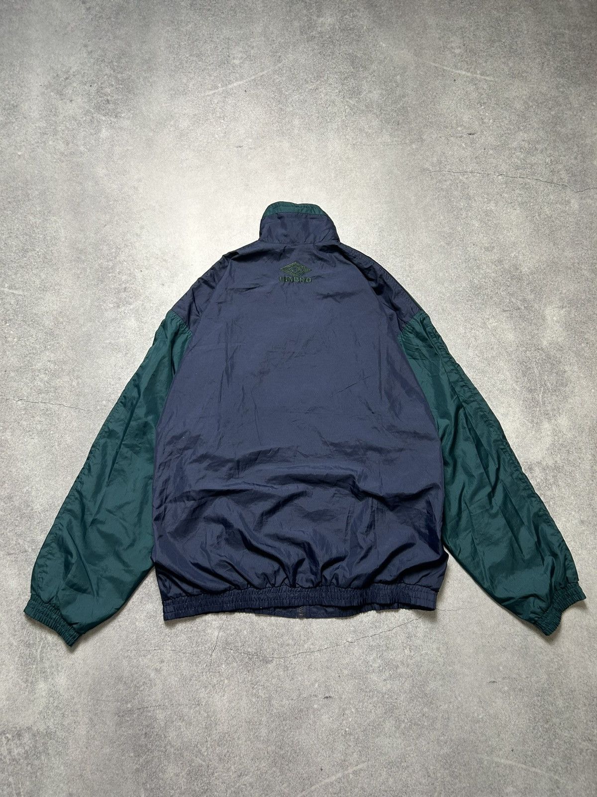 Umbro Vintage 90’s Umbro Small Logo Full Zip Retro Track Jacket Size US L / EU 52-54 / 3 - 3 Thumbnail