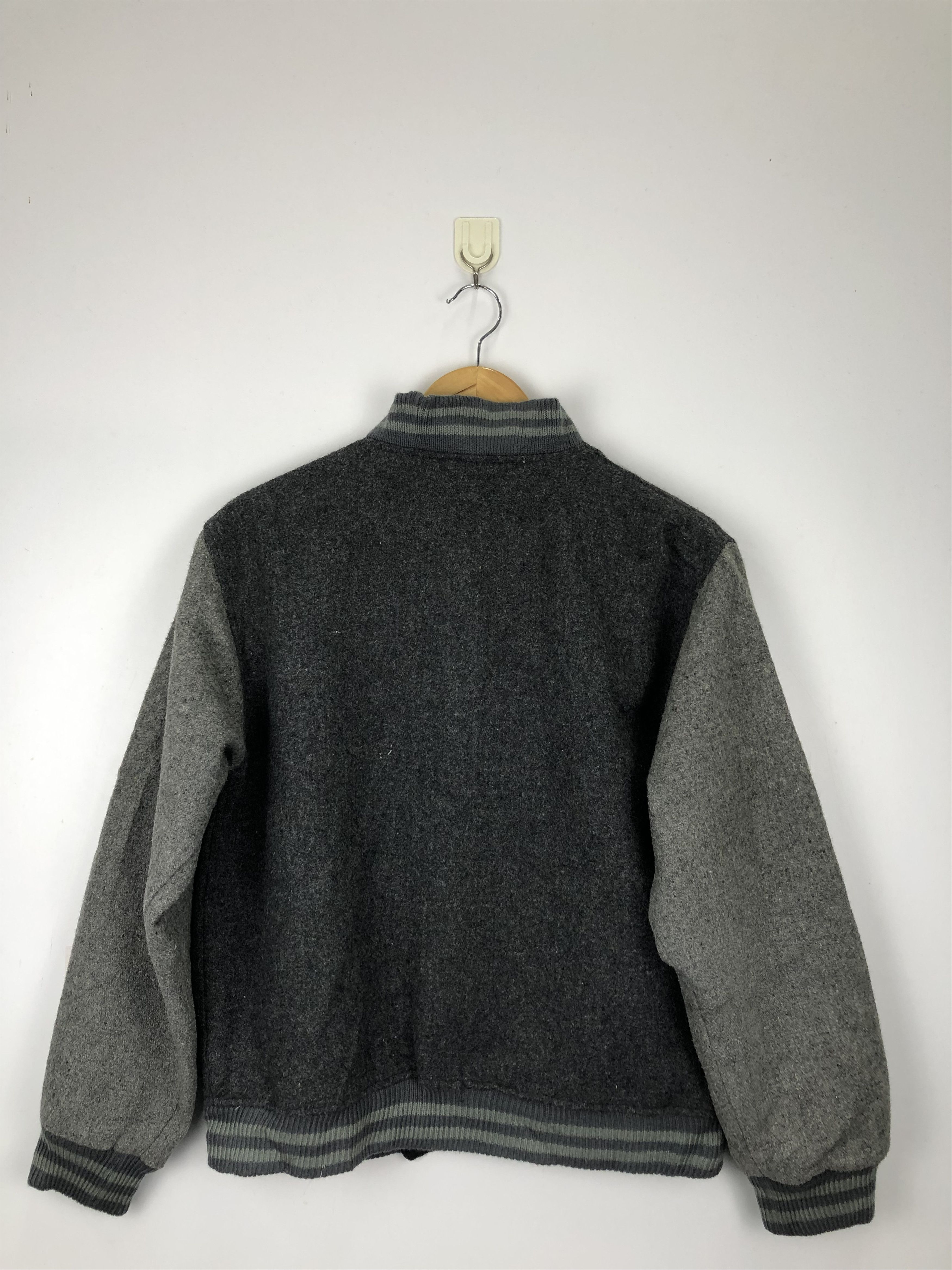 Vintage Vintage Japanese Brand Wool Varsity Jacket V0411 Size US M / EU 48-50 / 2 - 3 Thumbnail
