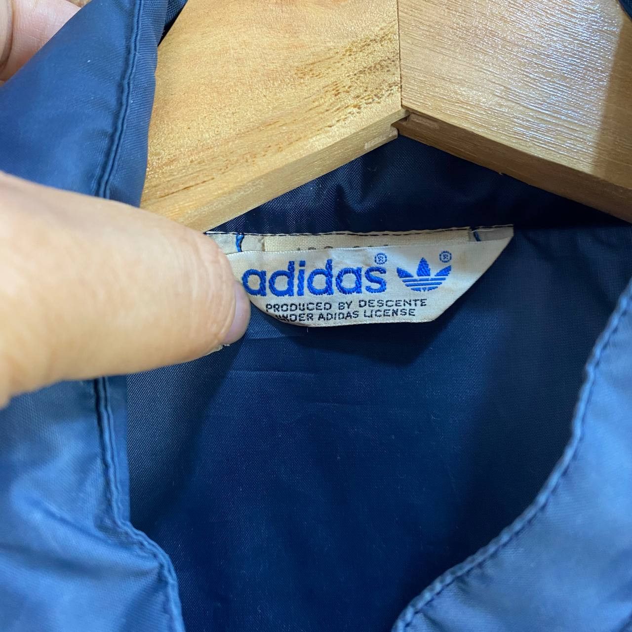 Vintage VINTAGE 90S ADIDAS CASUAL NYLONTHIN JACKET STRIPED Size US L / EU 52-54 / 3 - 7 Thumbnail