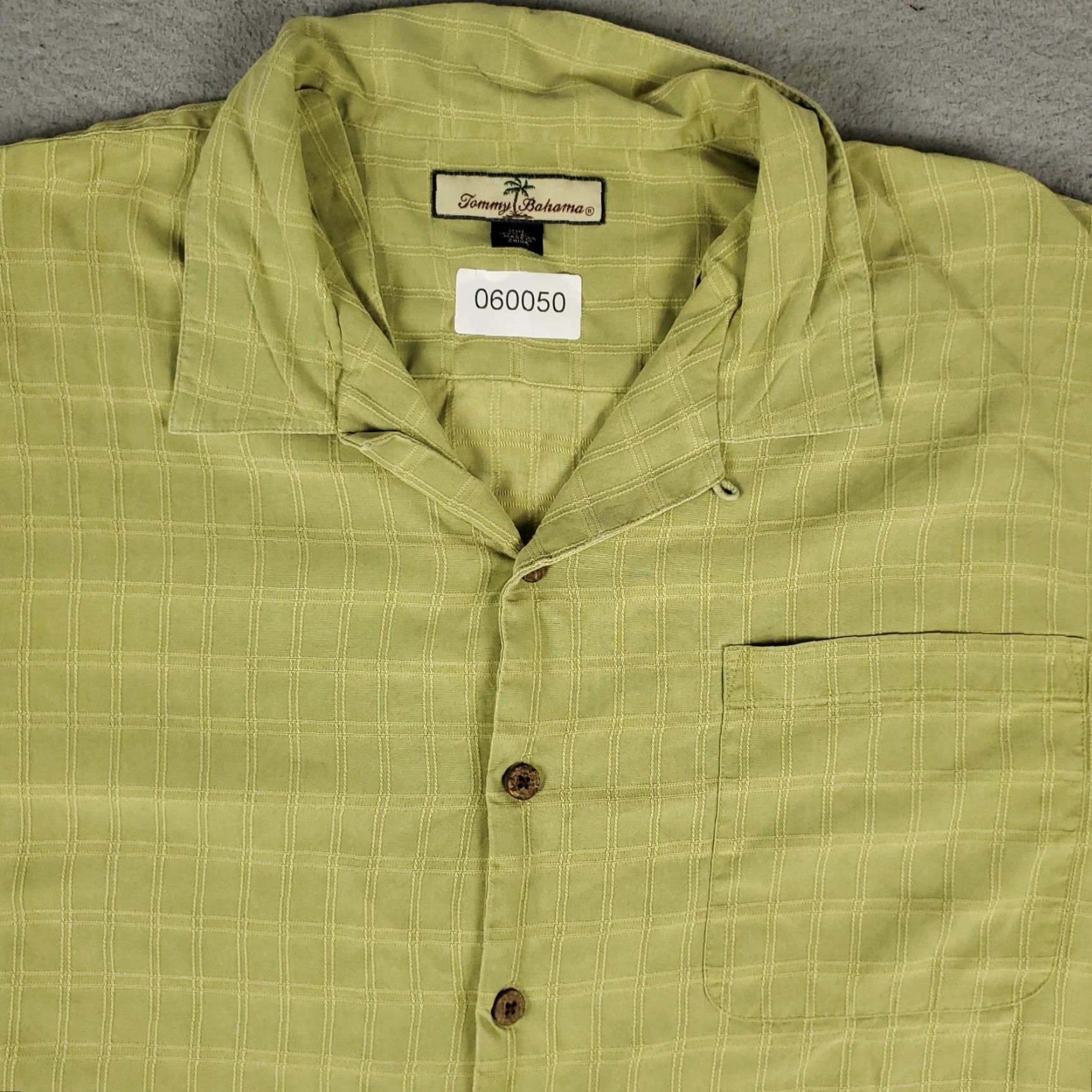 Tommy Bahama Tommy Bahama Shirt Mens 2XL Green Plaid Silk Button-Up Short Sleeve Hawaiian Aloha Beach Casual Formal Vintage No (Wait—need ensure no extra words) Size US XXL / EU 58 / 5 - 2 Thumbnail
