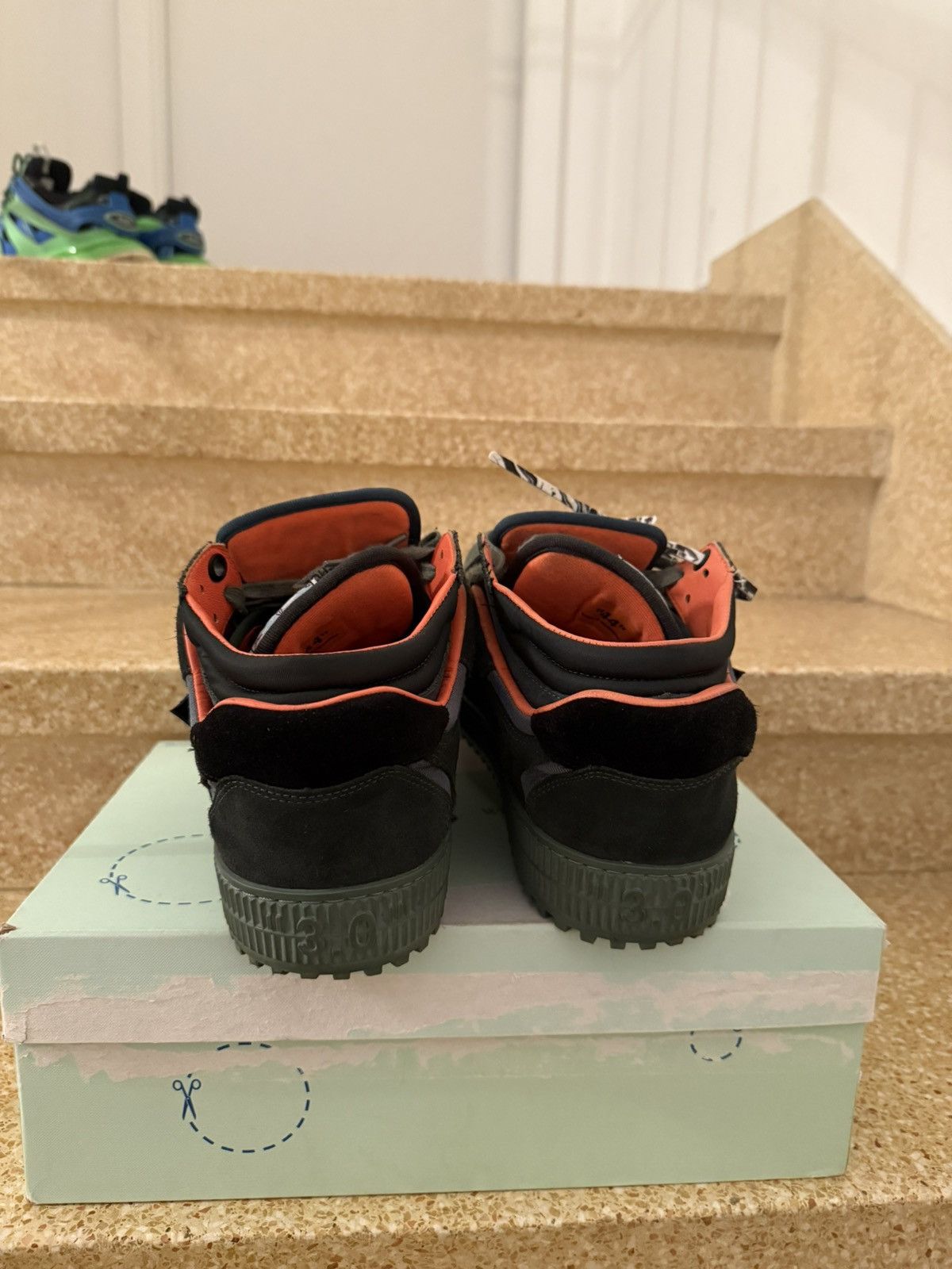 Off-White off white low court Size US 10 / EU 43 - 3 Thumbnail