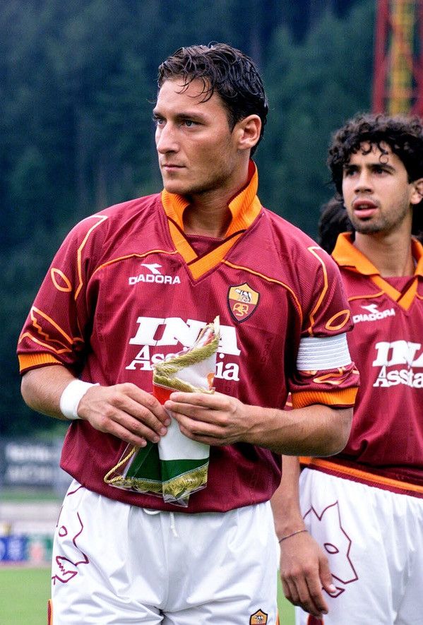 Diadora As Roma Home 1999-00 Francesco Totti #10 Soccer Jersey Size US M / EU 48-50 / 2 - 12 Thumbnail