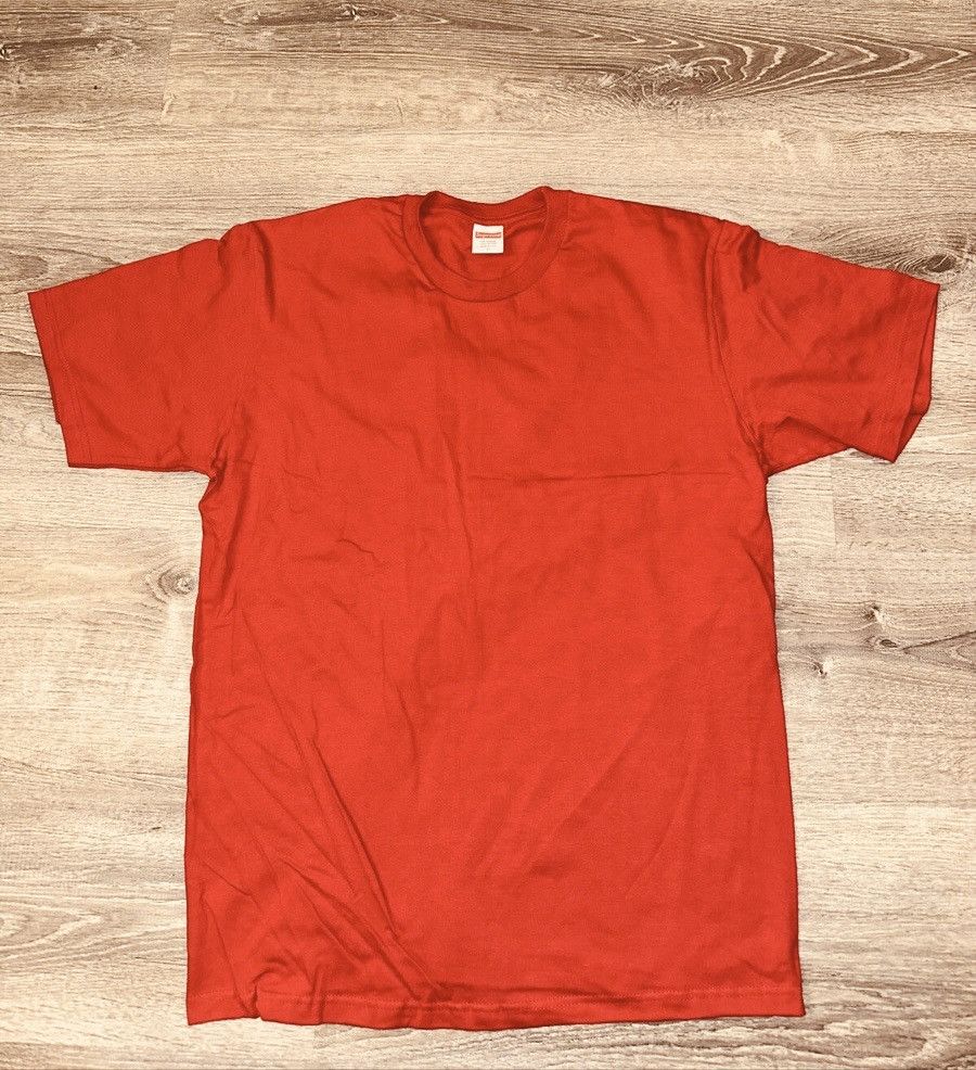 Supreme Supreme Blank Tee Size L SAME DAY SHIPPING Size US L / EU 52-54 / 3 - 2 Thumbnail