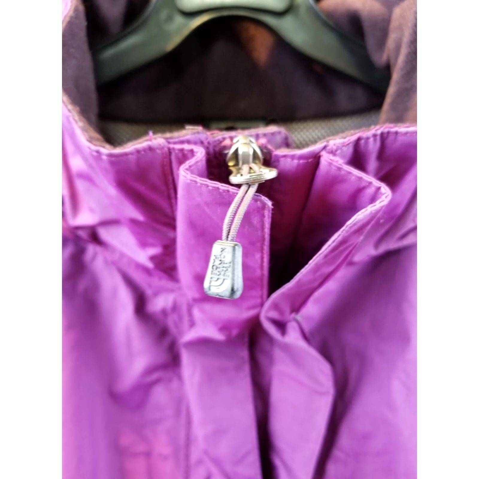 The North Face VINTAGE The North Face PURPLE HYVENT WATERPROOF SKI JACKET WOMENS XLARGE Jacket Size XL / US 12-14 / IT 48-50 - 3 Thumbnail