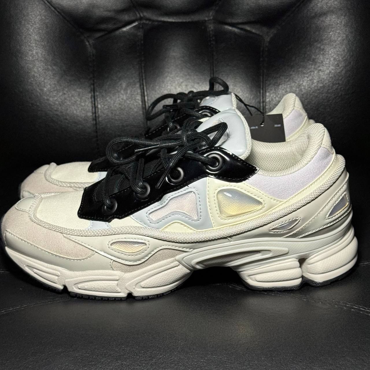 Adidas × Raf Simons adidas raf simons ozweego white Size US 9 / EU 42 - 3 Thumbnail