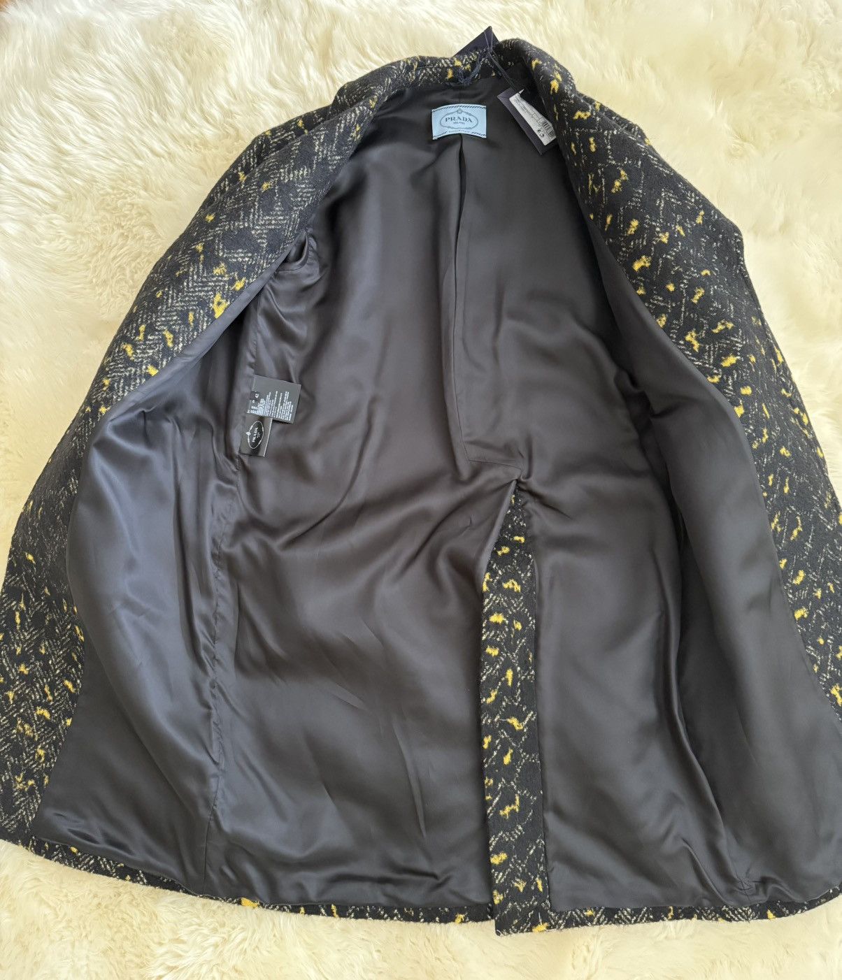 Prada Prada tweed coat Size M / US 6-8 / IT 42-44 - 3 Thumbnail