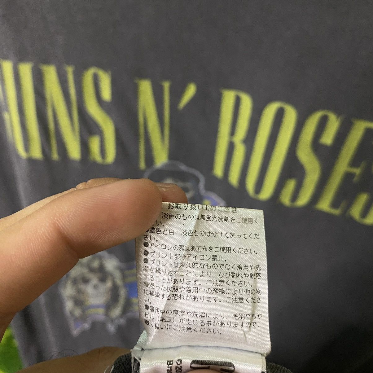 Guns N' Roses × Japanese Brand 2017 Browny x Gun N Roses Vintage Graphic Collaboration Tee Size US M / EU 48-50 / 2 - 5 Thumbnail