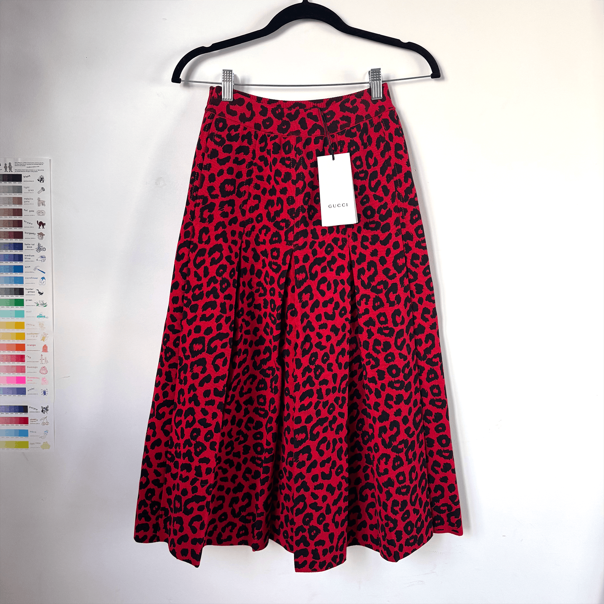 Gucci Gucci Red Leopard Print Drop Pleat Knit Skirt NWT Size 24" / US 00 / IT 34 - 1 Thumbnail