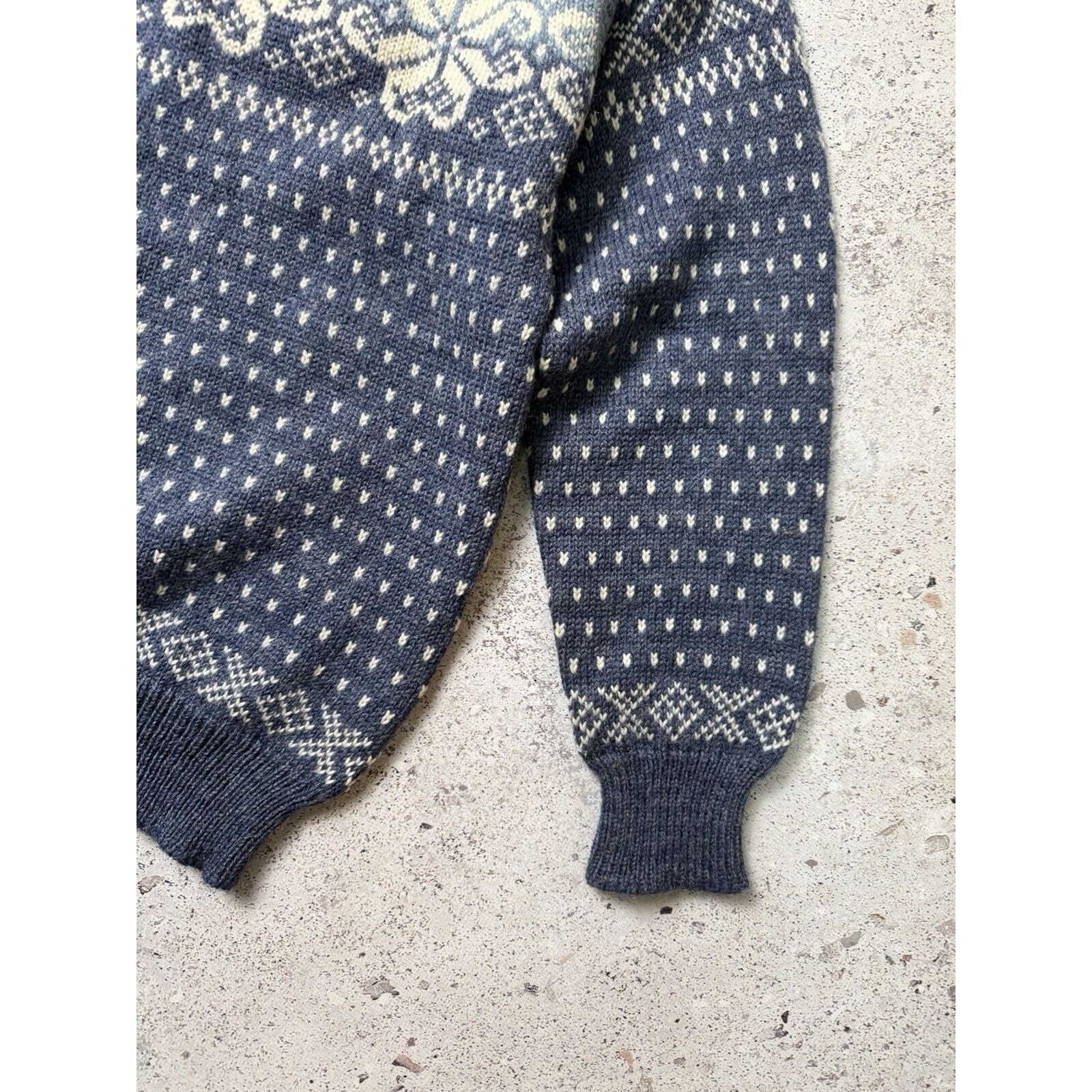 Dale Of Norway Vintage 90s Dale Of Norway Wool Multicolour Jumper Pullover Size US L / EU 52-54 / 3 - 15 Thumbnail