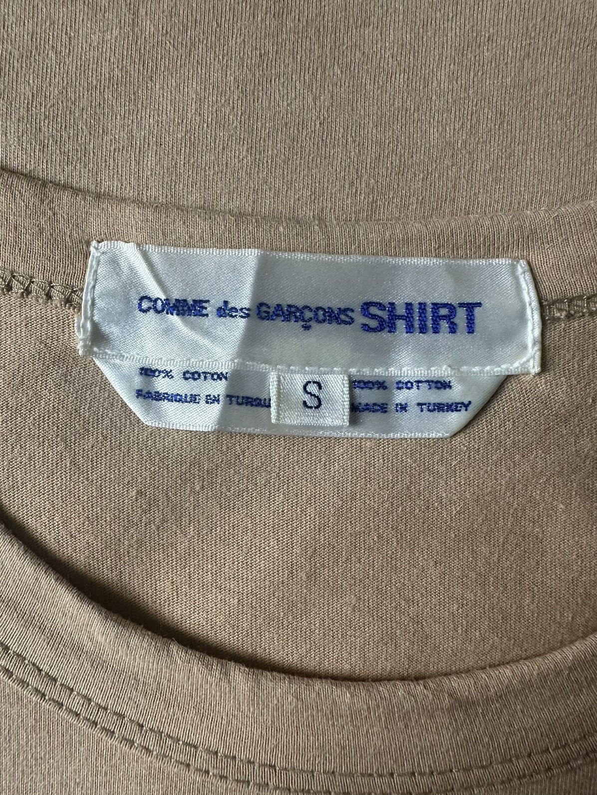 Comme des Garcons 2001 Logo ‘Fish’ Tee Size US S / EU 44-46 / 1 - 3 Thumbnail