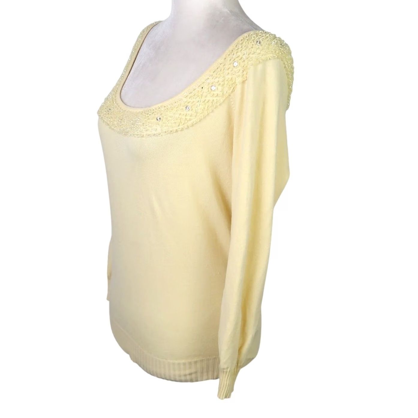 Vintage VINTAGE The Limited Beaded Collar Trim Butter Yellow Sweater M Women Long Sleeve Knit Cotton Nylon Spandex Pullover Size M / US 6-8 / IT 42-44 - 3 Thumbnail