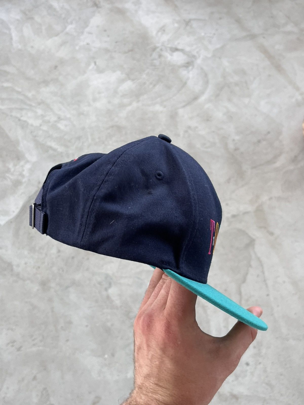 Tommy Hilfiger Vintage Tommy Hilfiger Snapback Cap Rap Y2K Logo New hat Size ONE SIZE - 3 Thumbnail