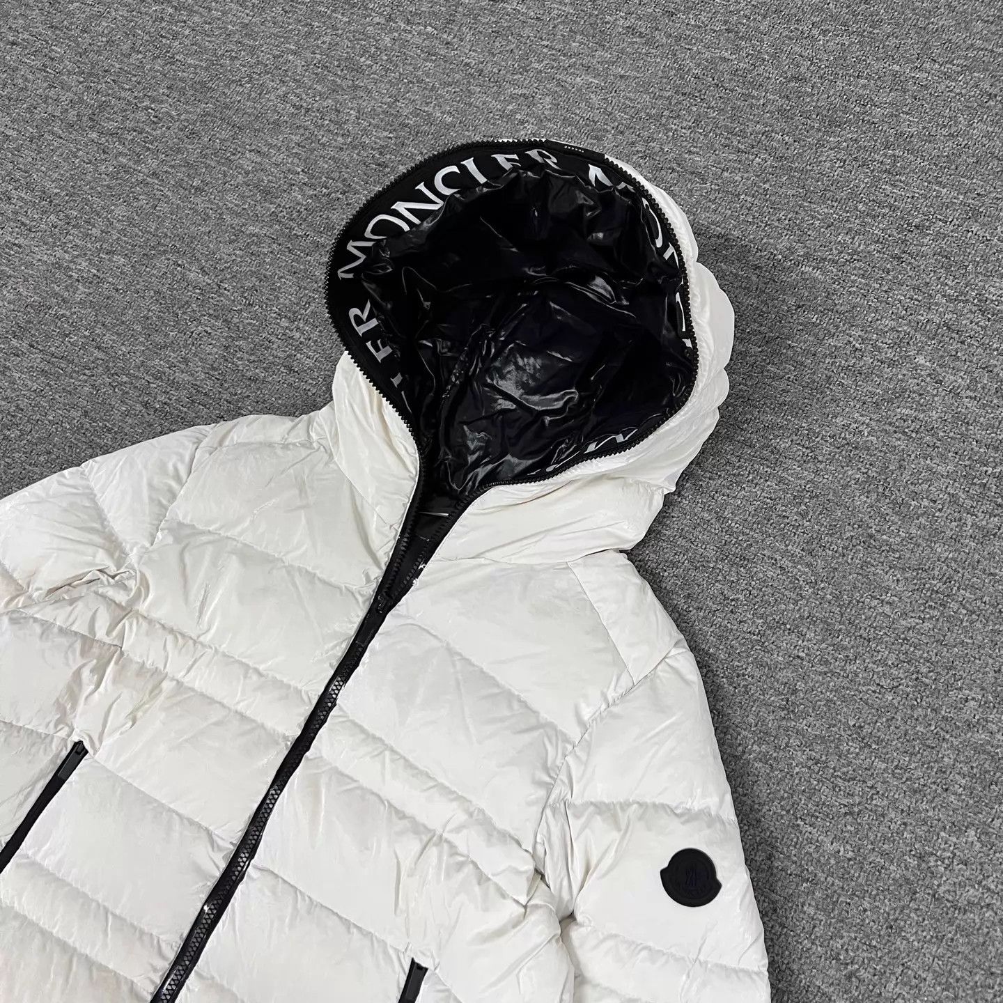 Moncler Moncler Tharon Logo Down Jacket 1 Size S / US 4 / IT 40 - 3 Thumbnail