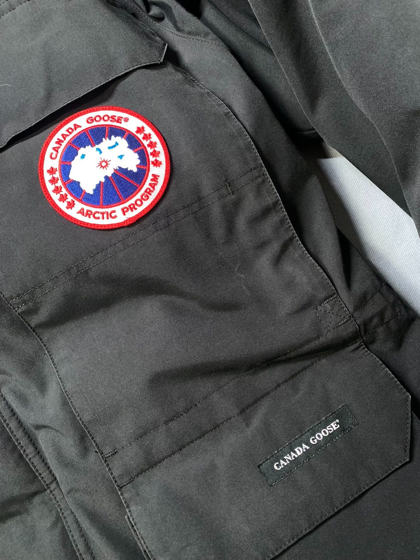 Canada Goose Canada Goose Expedition Down Jacket 4660M Size US S / EU 44-46 / 1 - 1 Thumbnail