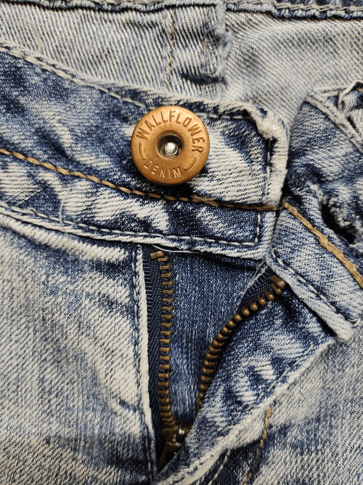 If Six Was Nine Flare Jeans Wallflower Clawmark Faded Denim Bootcut Low Rise Size US 30 / EU 46 - 20 Thumbnail