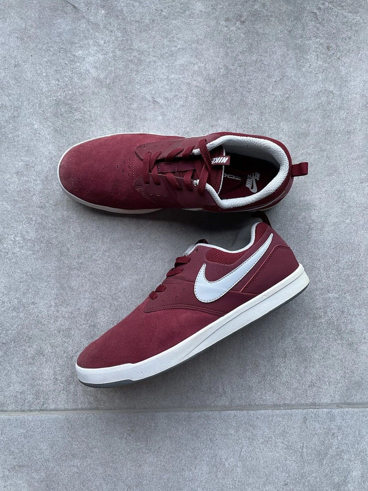 Nike NIKE SB SKATEBOARDING SKATE SHOES SUEDE RED MENS Size US 10.5 / EU 43-44 - 1 Thumbnail