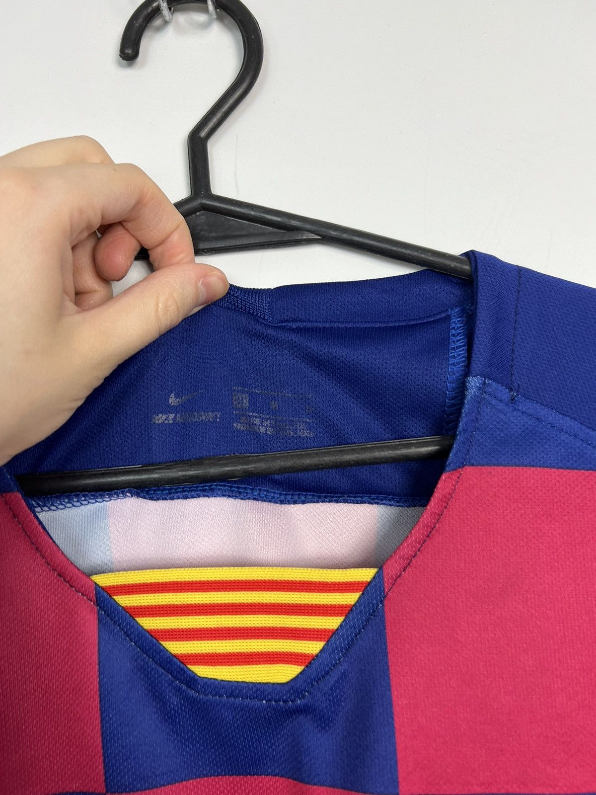 Nike Nike Barcelona 2019/2020 Soccer Jersey Size US M / EU 48-50 / 2 - 3 Thumbnail