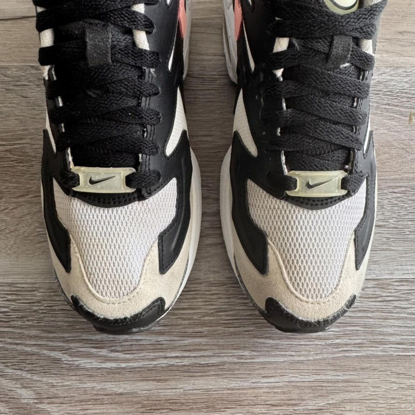 Nike NIKE • Air Max2 Light (5M) Size US 5 / EU 37 - 5 Thumbnail