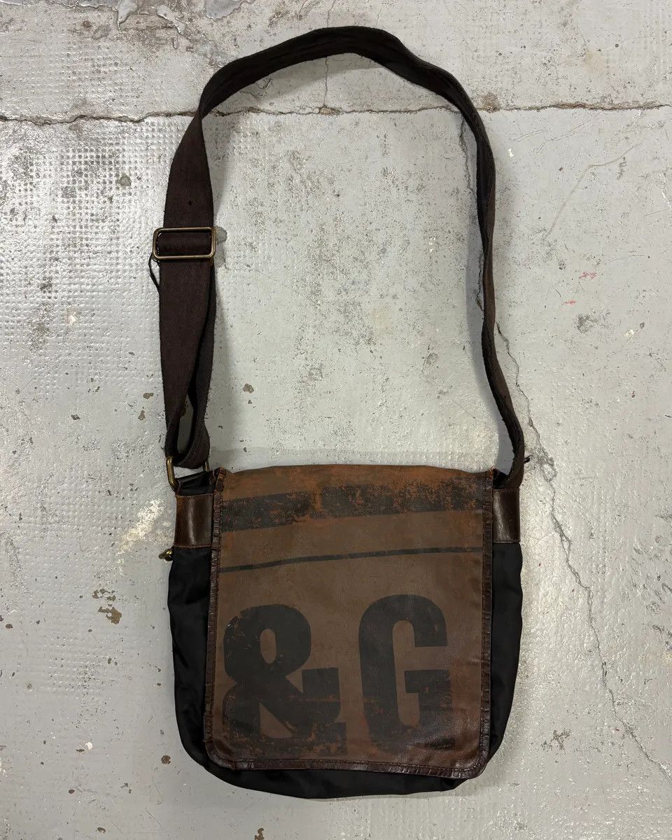 Dolce & Gabbana 2000s Dolce & Gabbana Brown Messenger Shoulder Bag Size ONE SIZE - 1 Thumbnail