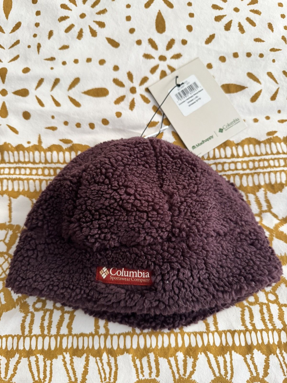 Columbia × Madhappy Madhappy Columbia Sherpa Beanie in Oxblood Size ONE SIZE - 1 Thumbnail