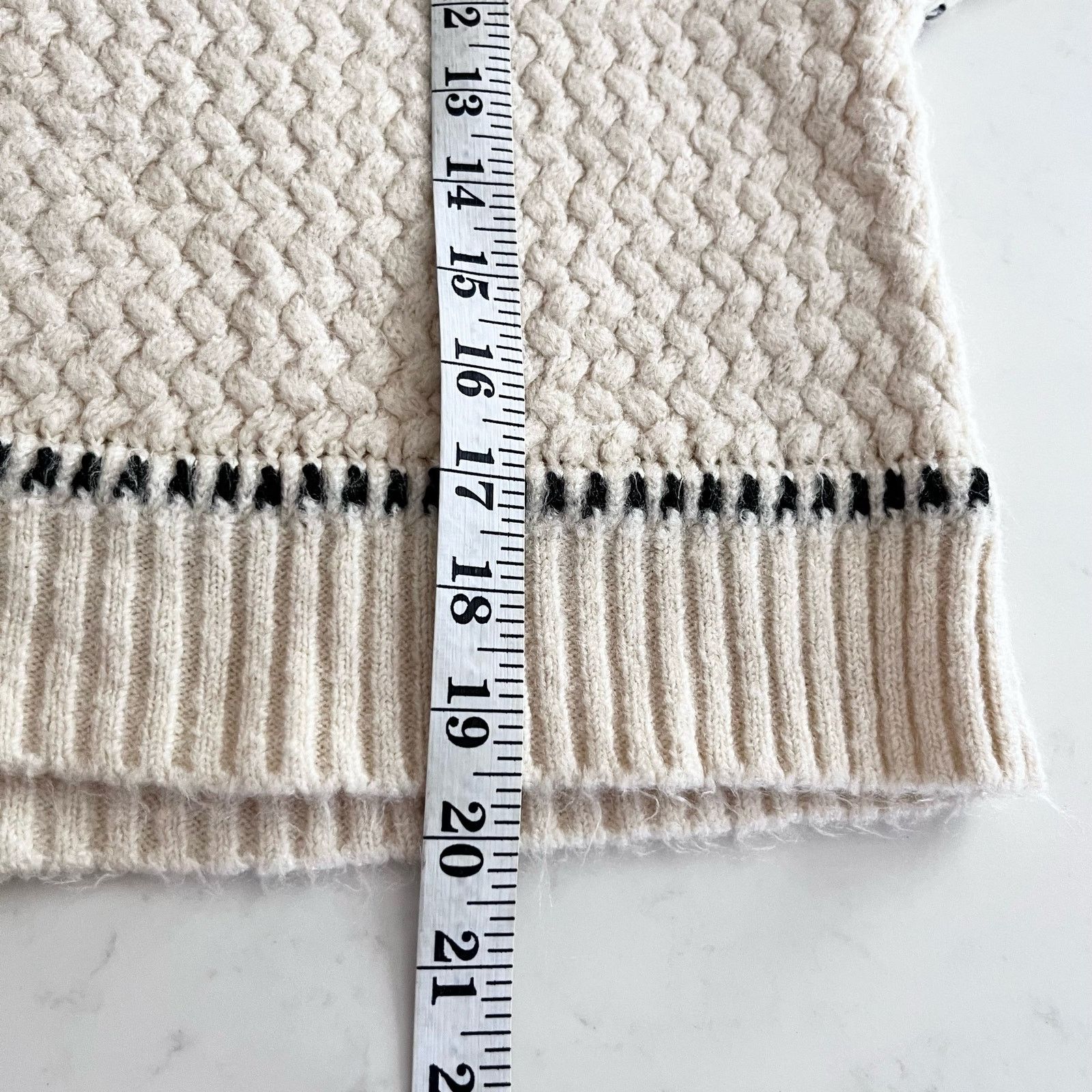 Zara Zara Cream Contrast Topstitching Woven Knit Pullover Sweater Size S / US 4 / IT 40 - 5 Thumbnail