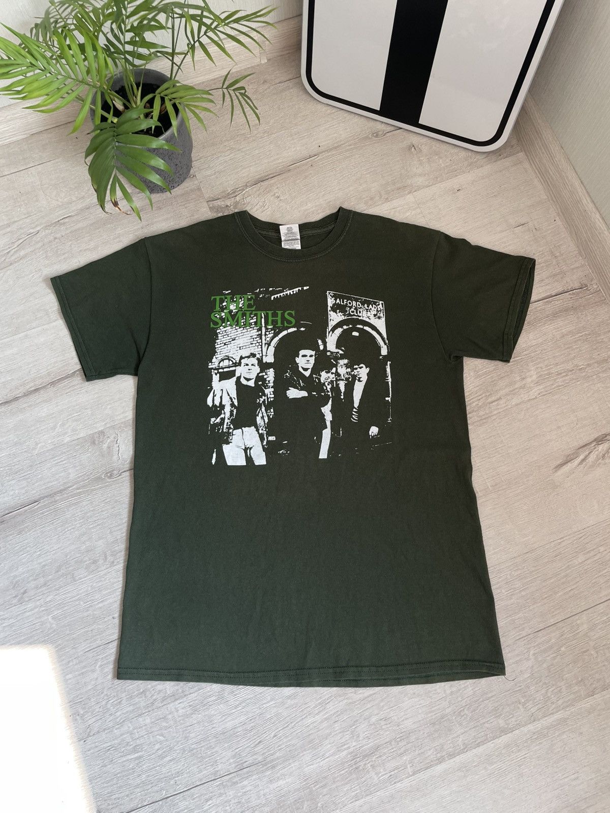 Band Tees × The Smiths Vintage The Smith “The Queen is Dead” 2004 T-shir Rock Metal Size US M / EU 48-50 / 2 - 5 Thumbnail