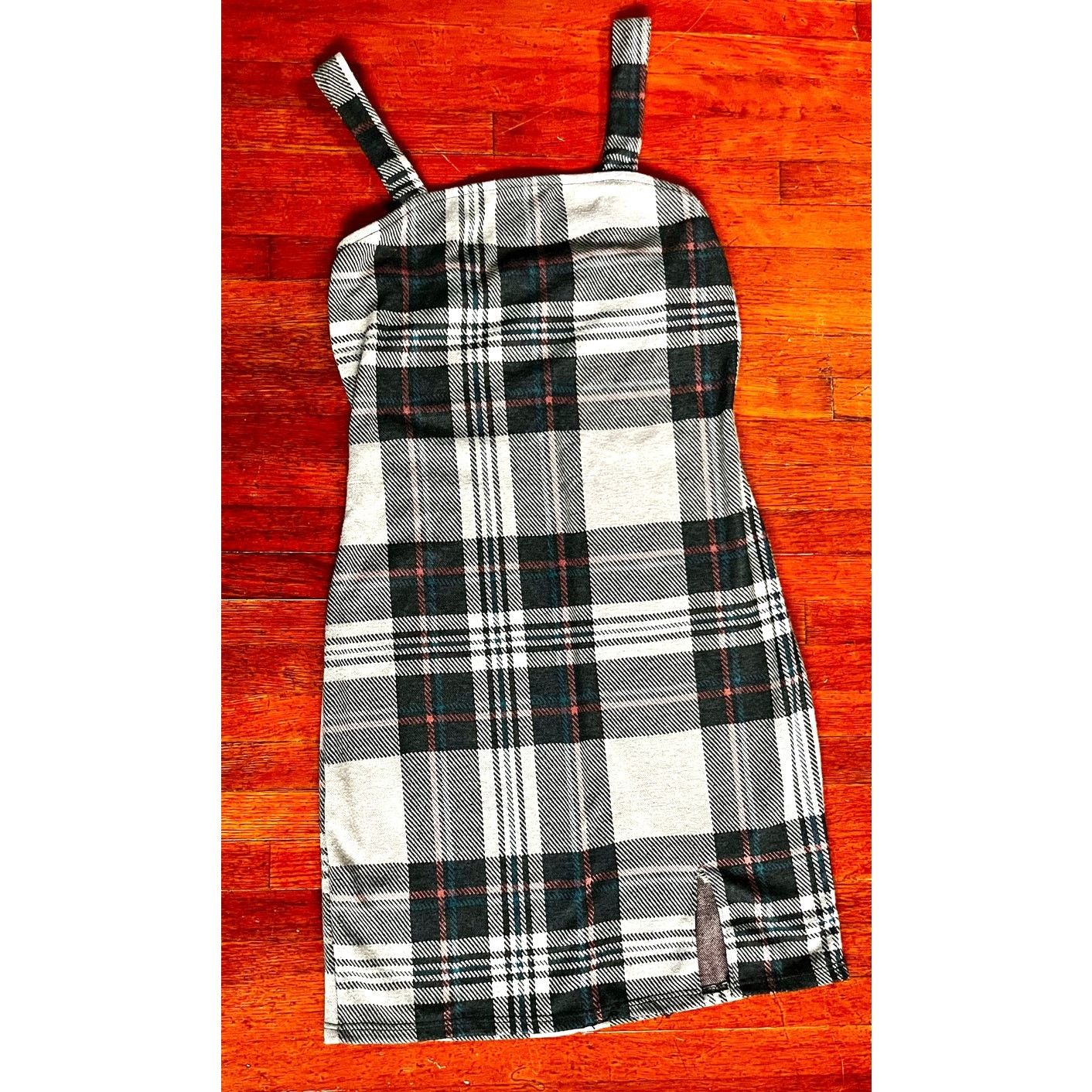 Vintage Vintage 90s Black Plaid Bodycon Mini Strappy Dress Small XS Size S / US 4 / IT 40 - 1 Thumbnail
