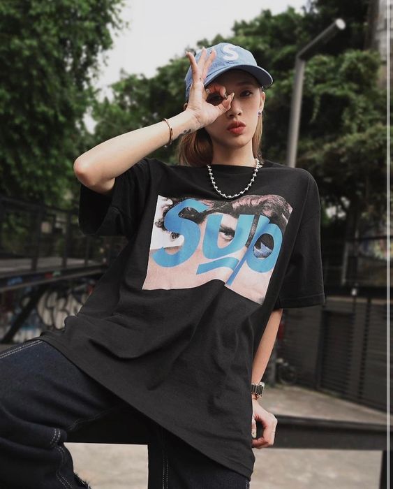 Supreme oversized hot sale t shirt