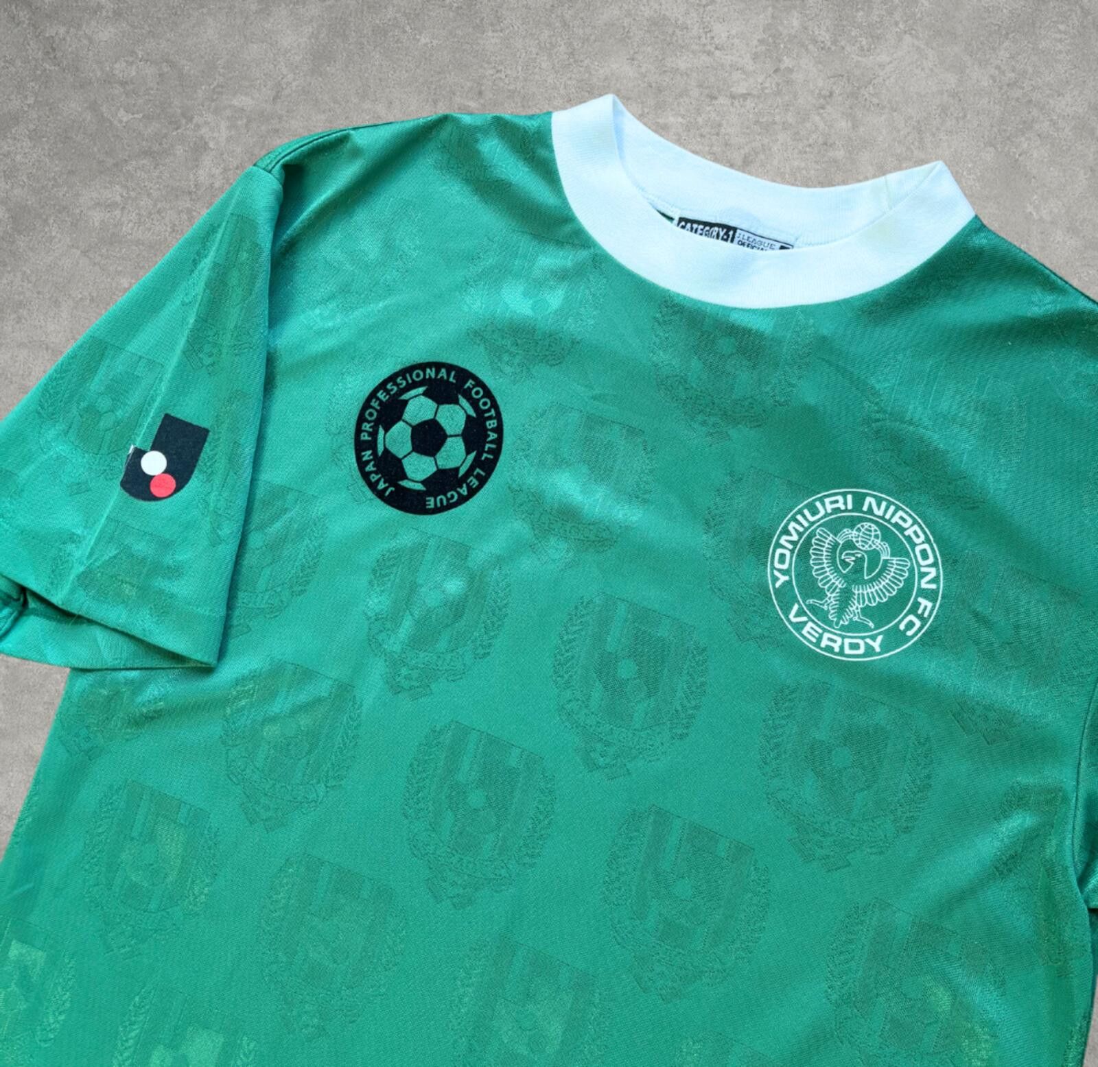 Other 1990s Tokyo Verdy Home/Fan Shirt J-League (M) Size US M / EU 48-50 / 2 - 3 Thumbnail